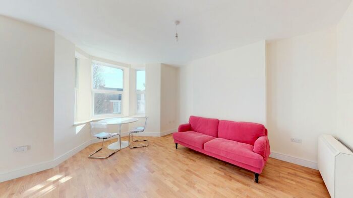 1 Bedroom Flat To Rent In Birkbeck Avenue, Acton, W3