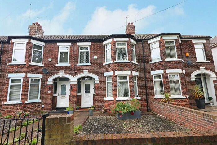 3 Bedroom Terraced House For Sale In Bricknell Avenue, Hull, HU5
