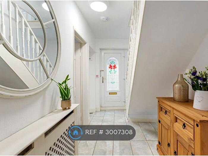 5 Bedroom Detached House To Rent In Higham Road, Burton Latimer, Kettering, NN15