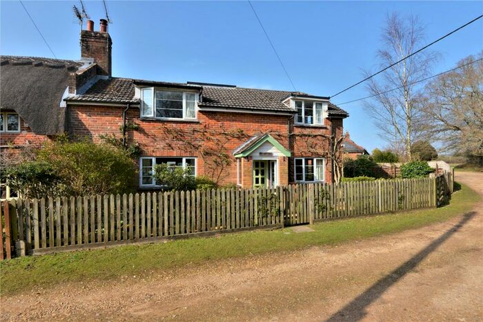 3 Bedroom Semi-Detached House For Sale In Hatchet Green, Hale, Fordingbridge, Hampshire, SP6