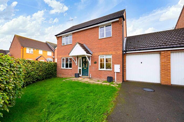 3 Bedroom Link Detached House For Sale In Spilsby Meadows, Spilsby, PE23
