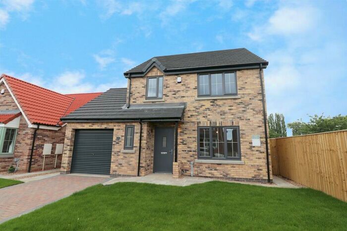 3 Bedroom Detached House For Sale In Sunningdale Crescent, New Holland, New Holland, DN19