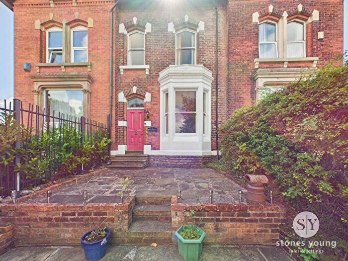 3 Bedroom Terraced House For Sale In Preston Old Road, Blackburn, BB2