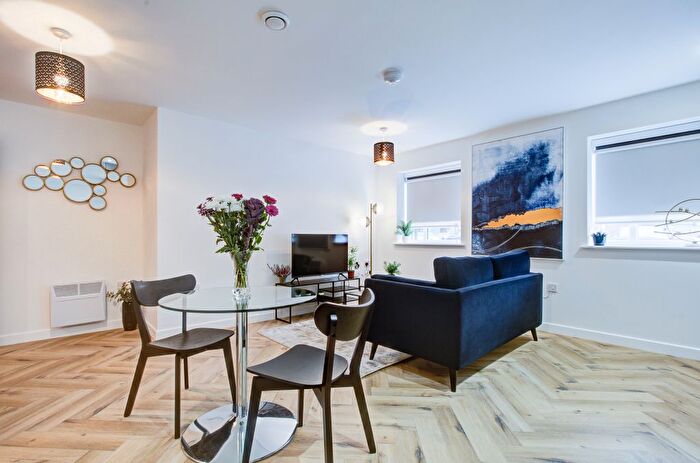 1 Bedroom Flat To Rent In Love Lane, Mitcham, CR4