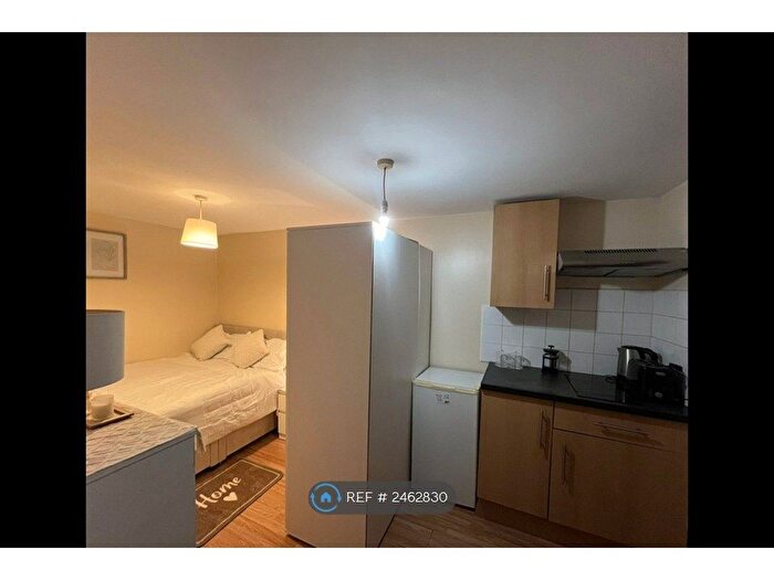 Studio To Rent In Rokeby Street, London, E15
