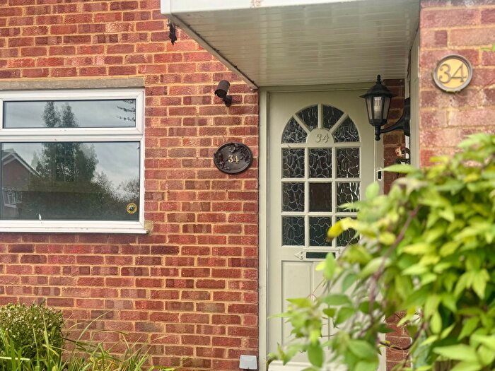 3 Bedroom End Terrace House For Sale In Goose Acre, Cheddington, LU7