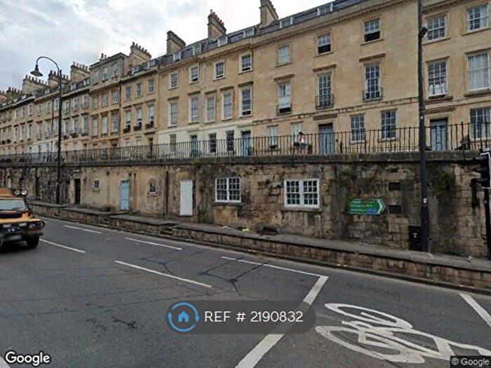 Studio To Rent In Walcot Parade, Bath, BA1 - Photo 3