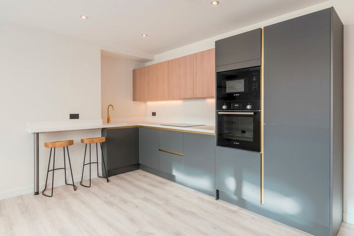 1 Bedroom Apartment To Rent In Park Place, Leeds, LS1