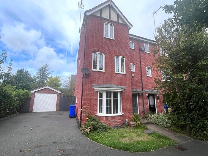 5 Bedroom Mews To Rent In Godwin Way, Stoke-On-Trent, ST4