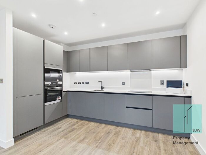 1 Bedroom Flat To Rent In Eddington Avenue, Cambridge, CB3