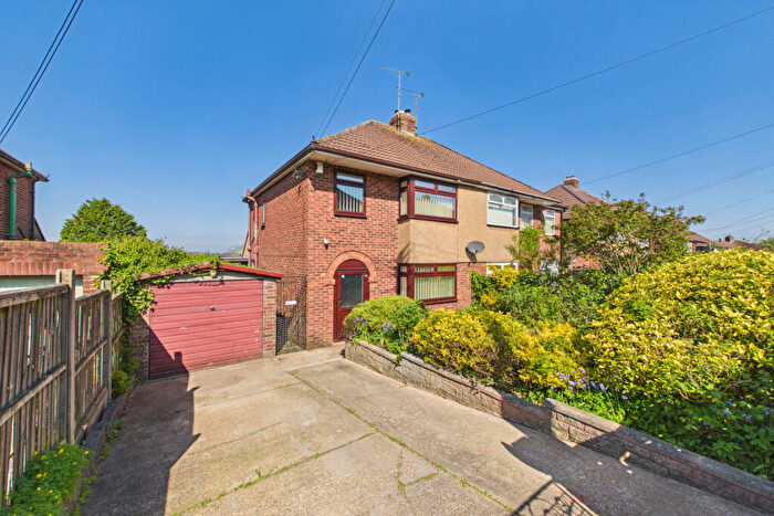 3 Bedroom Semi-Detached House For Sale In Woodside Avenue, Cinderford, GL14