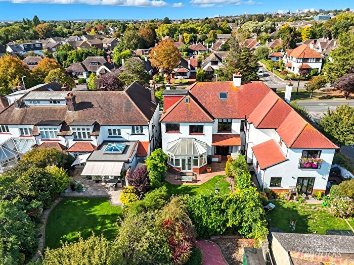 5 Bedroom Semi-Detached House For Sale In Thorpe Hall Avenue, Southend-On-Sea, SS1