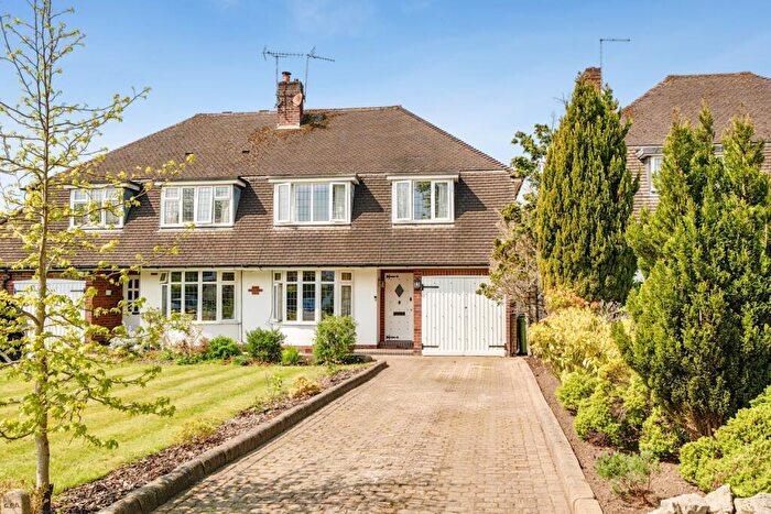 3 Bedroom Semi Detached House For Sale In Danford Lane, Solihull, B91