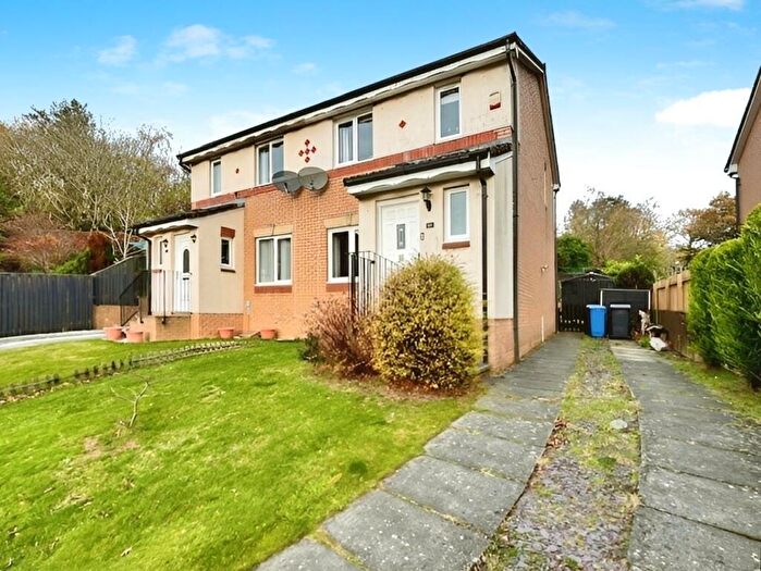 3 Bedroom Semi-Detached House For Sale In Scaraben Crescent, Formonthills, Glenrothes, KY6