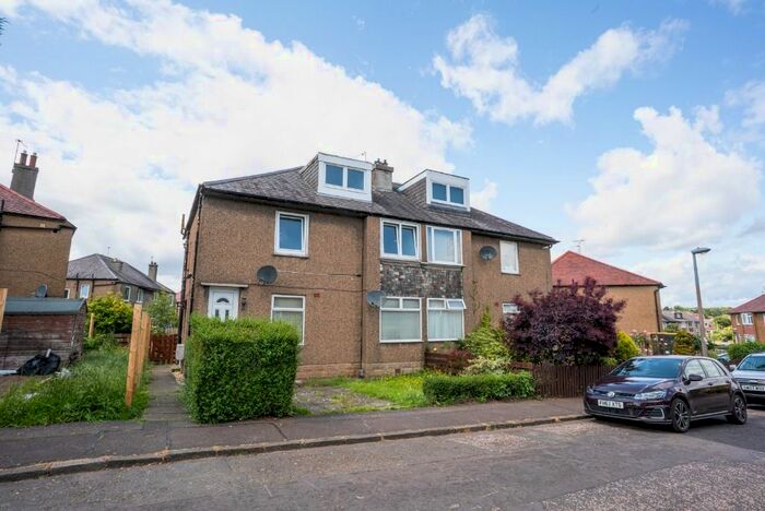 4 Bedroom Flat To Rent In Broombank Terrace, Carrick Knowe, Edinburgh EH12