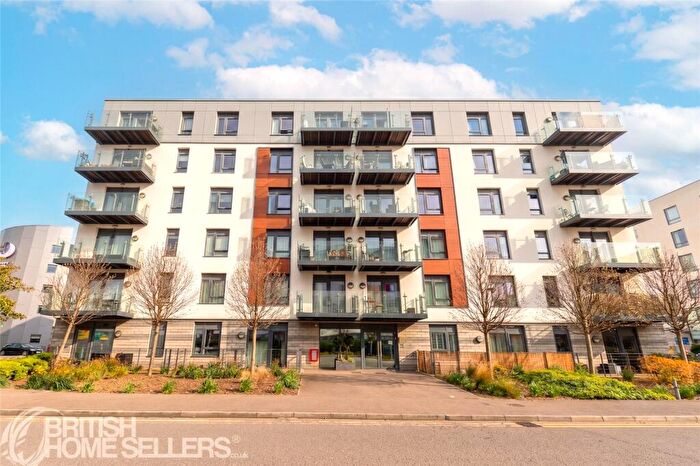 1 Bedroom Apartment For Sale In Pegasus Way, Gillingham, Kent, ME7
