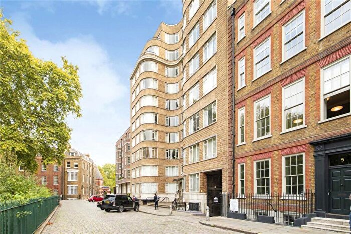 Flat To Rent In Charterhouse Square, Florin Court, Charterhouse Square, EC1M