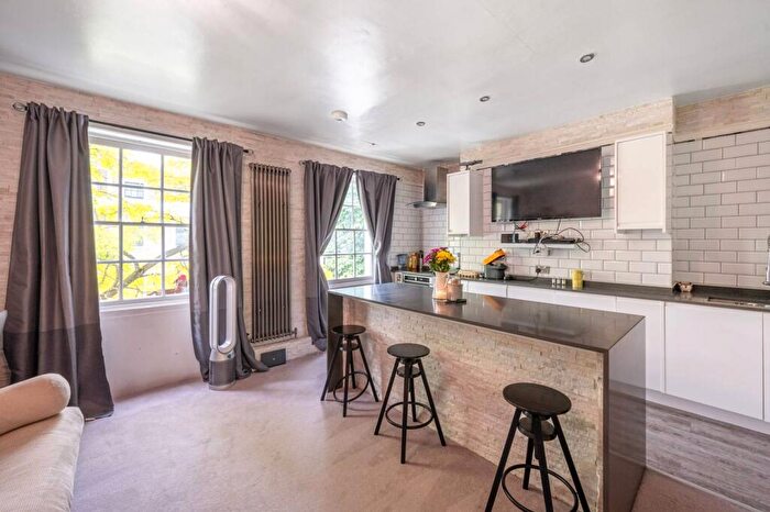 1 Bedroom Flat To Rent In Princess Road, Primrose Hill, London, NW1