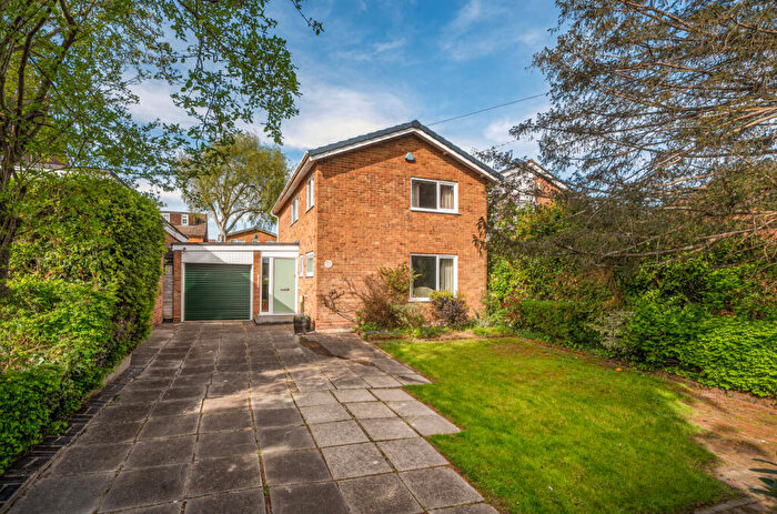 3 Bedroom Detached House For Sale In Crabwood Road, Maybush, Southampton, Hampshire, SO16