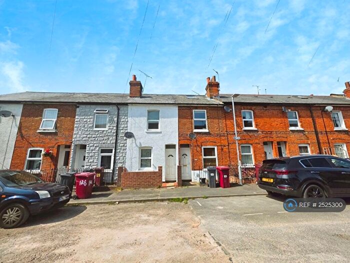 2 Bedroom Terraced House To Rent In Waldeck Street, Reading, RG1