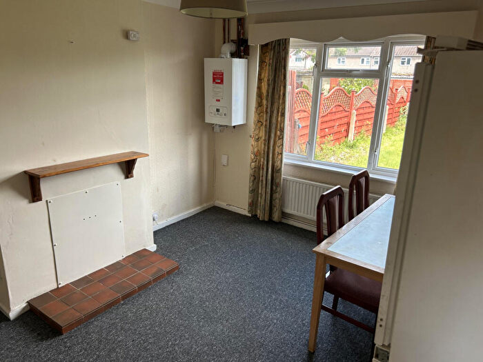4 Bedroom Terraced House To Rent In Greville Road, Warwick, CV34