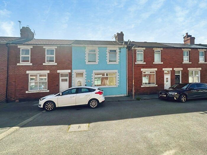 3 Bedroom Terraced House For Sale In Moor Croft, Newbiggin, NE64