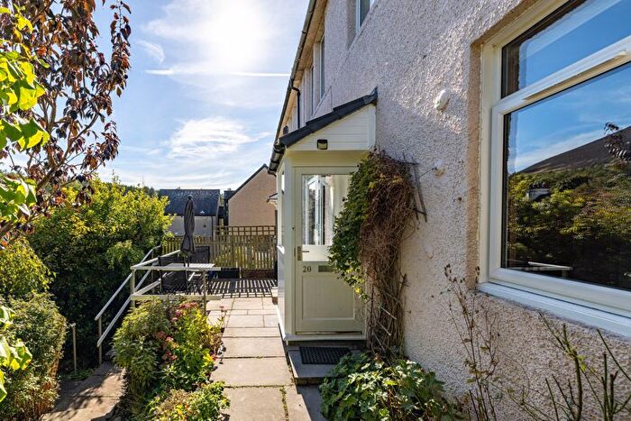 2 Bedroom Flat For Sale In Eildon Crescent, Melrose, TD6