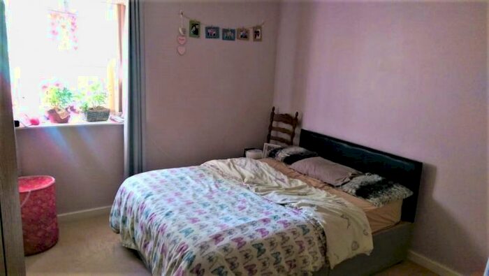 1 Bedroom Apartment To Rent In Harrogate Road, Moortown, Leeds, LS17