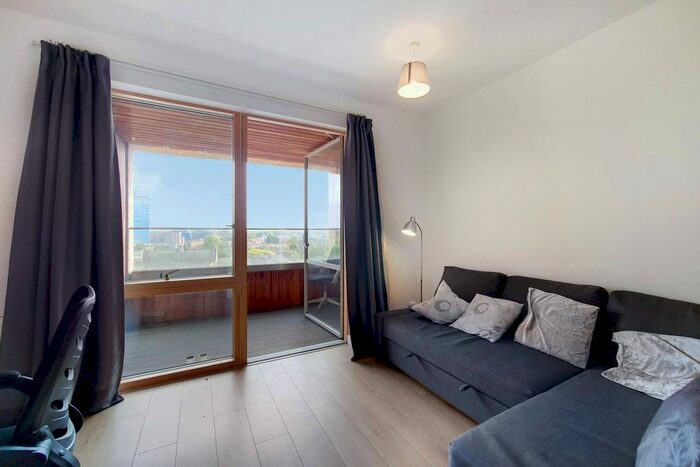 1 Bedroom Flat To Rent In Sherrington Court, Canning Town, E16