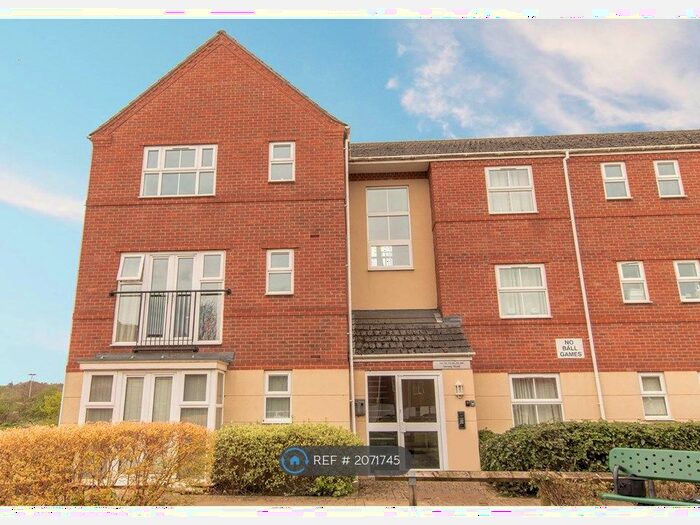 2 Bedroom Flat To Rent In Verney Road, Banbury, OX16