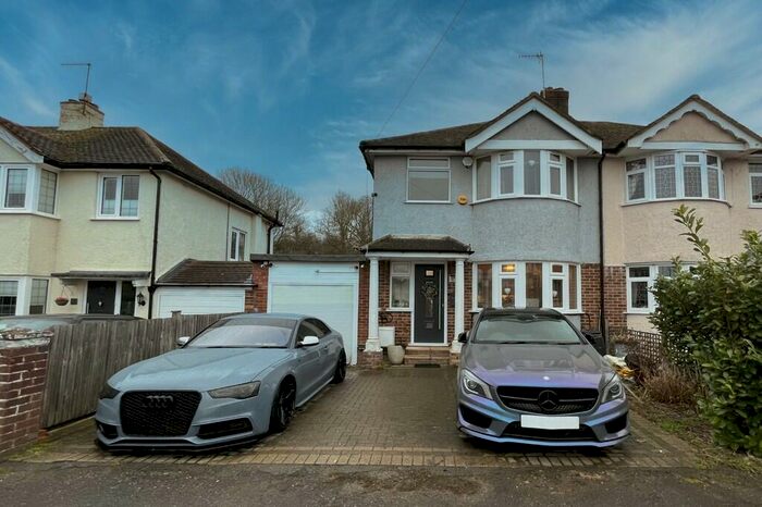 4 Bedroom Semi-Detached House To Rent In Redhill, Surrey, RH1