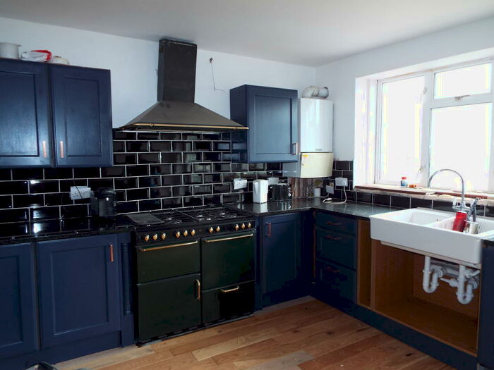 3 Bedroom House To Rent In Old Road East, Gravesend, DA12