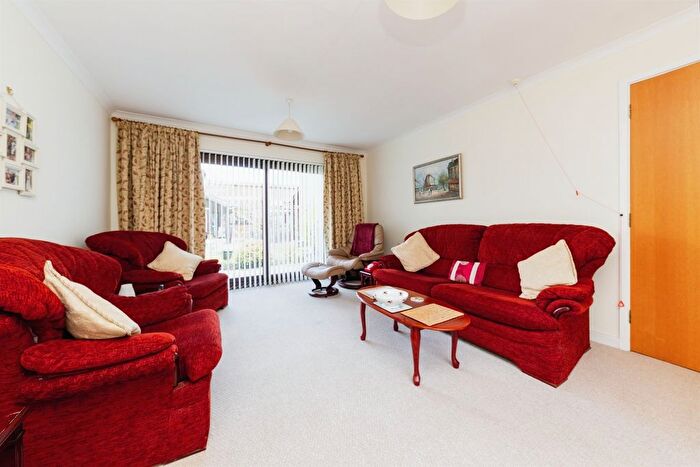 2 Bedroom Terraced Bungalow For Sale In Norton Hall Farm, Letchworth Garden City, SG6