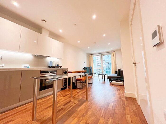 1 Bedroom Flat For Sale In Juniper Drive, London, SW18