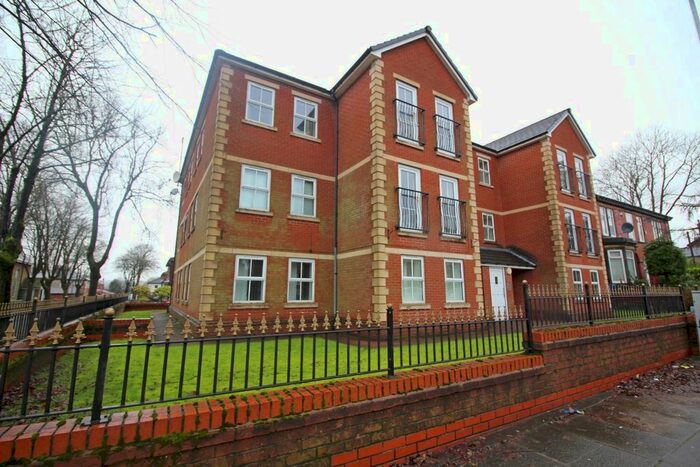 2 Bedroom Flat To Rent In Walmersley Road, Bury, BL9