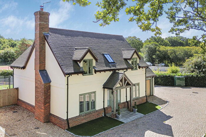 4 Bedroom Detached House For Sale In Vaughan Copse, Mannings Heath, West Sussex., RH13