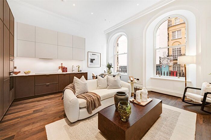 1 Bedroom Flat To Rent In Charles Street, Mayfair, London, W1J