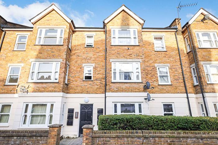 1 Bedroom Flat For Sale In Bouverie Road, London, N16
