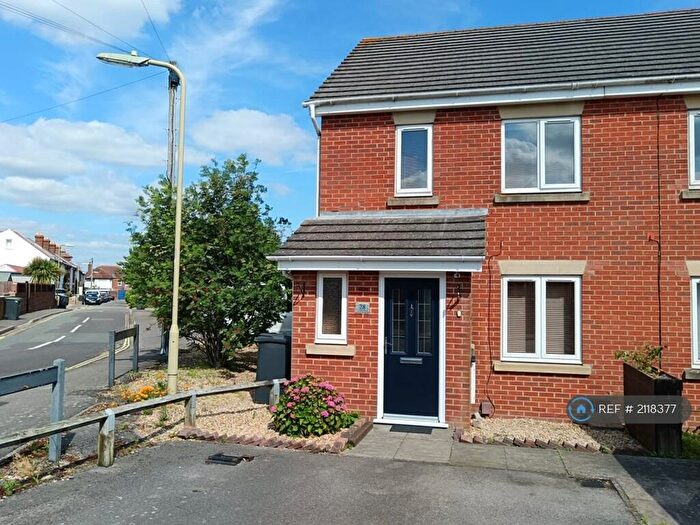 3 Bedroom End Of Terrace House To Rent In St. Helier Road, Gosport, PO12