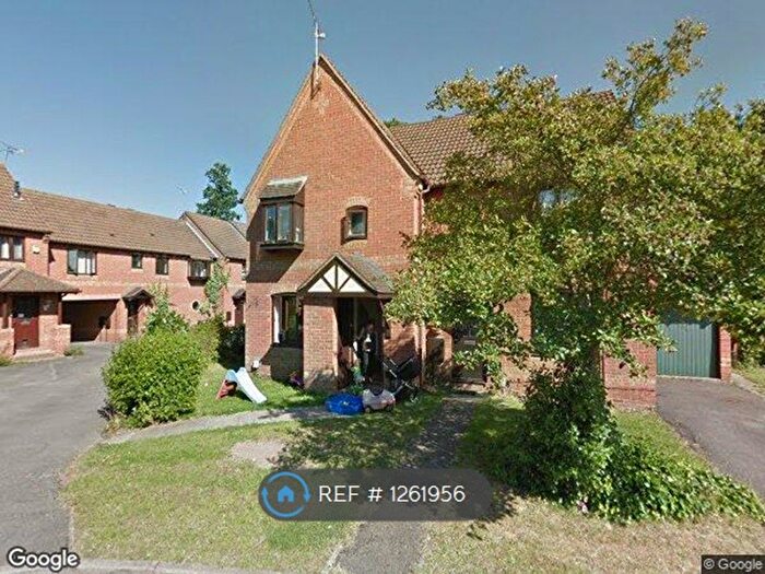 1 Bedroom End Of Terrace House To Rent In Fallow Field, Fleet, GU51