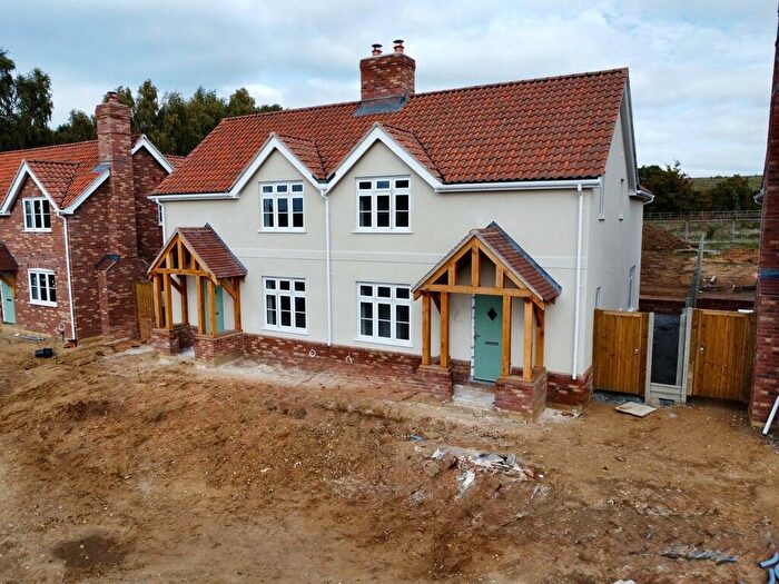 3 Bedroom Semi-Detached House For Sale In Flordon Road, Creeting St. Mary, IP6