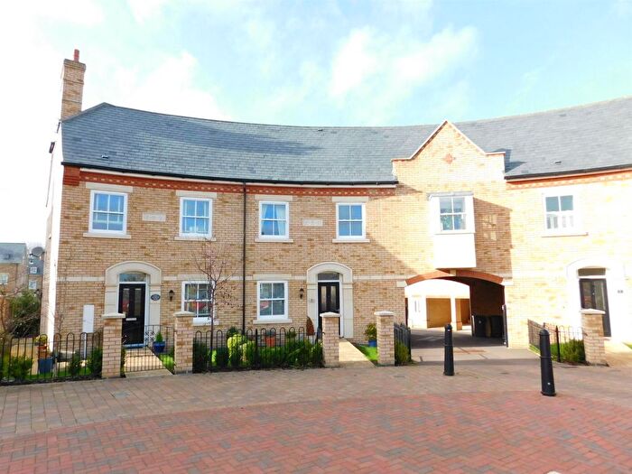 3 Bedroom Terraced House To Rent In Hardy Way, Fairfield Park, SG5