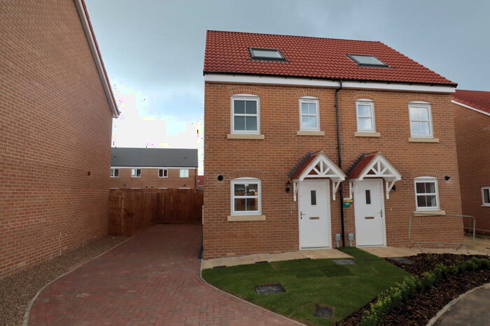 3 Bedroom Semi-Detached House To Rent In All Saints Road, Lincoln, LN2