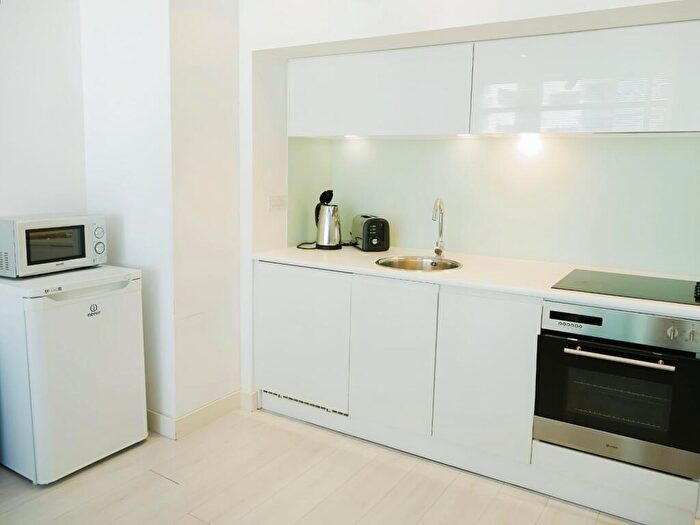 1 Bedroom Flat To Rent In Manor Mills, Ingram Street, Leeds, West Yorkshire, LS11
