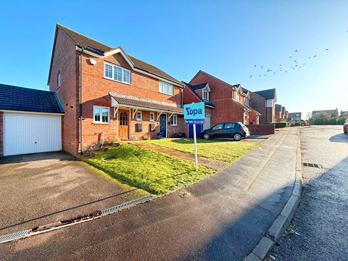 2 Bedroom Semi-Detached House For Sale In Chalkhill Barrow, Royston, SG8