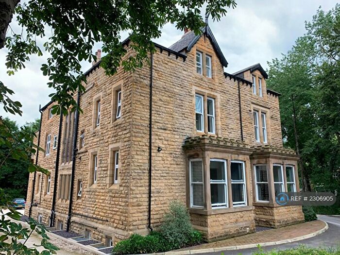 3 Bedroom Flat To Rent In Headingley Lane, Leeds, LS6