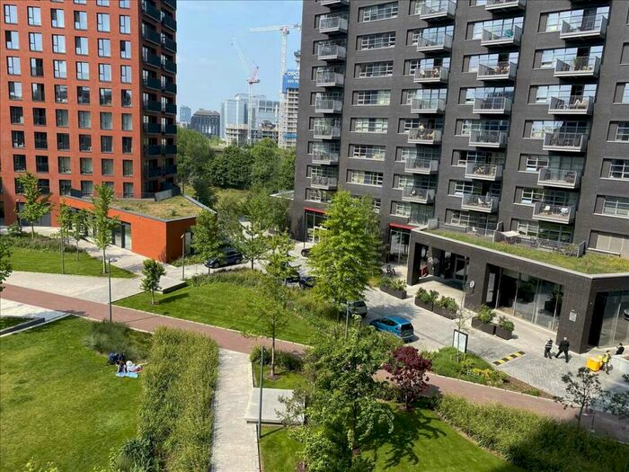 1 Bedroom Apartment To Rent In Grantham House, Botanic Square, London, E14