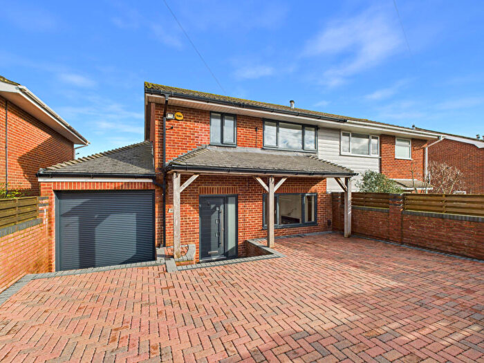 4 Bedroom Semi-Detached House For Sale In Church Road, Warsash, SO31