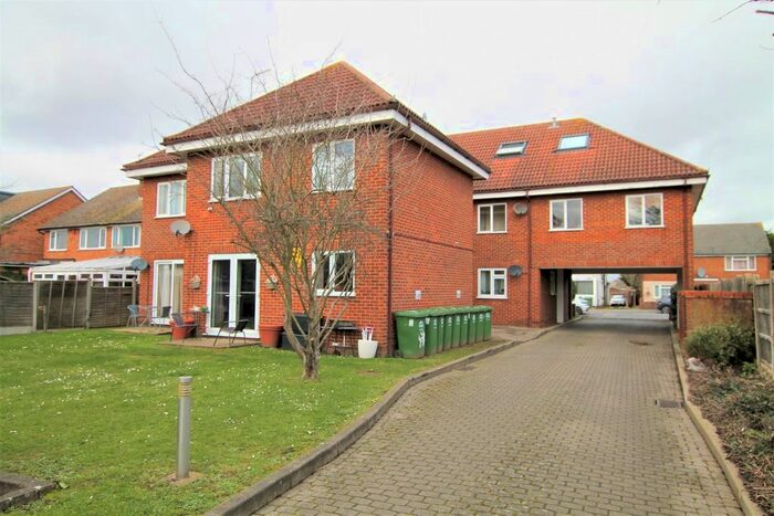 2 Bedroom Flat To Rent In Feltham Road, Ashford, TW15