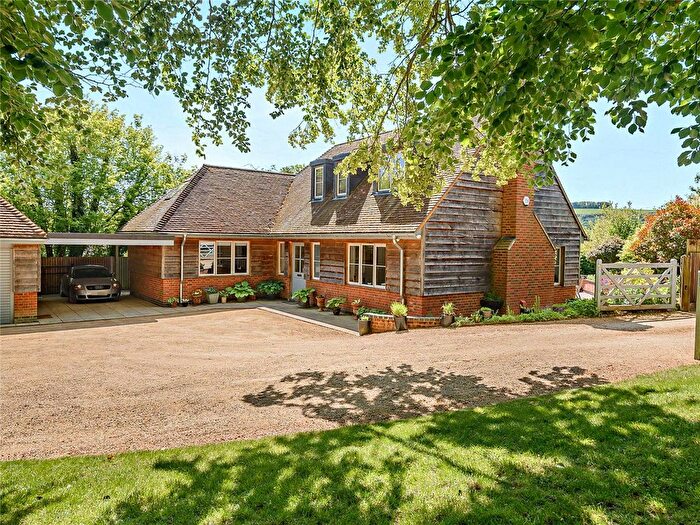 3 Bedroom Detached House For Sale In Fox's Lane, Kingsclere, Newbury, Hampshire, RG20